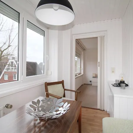 Apartment Flut7